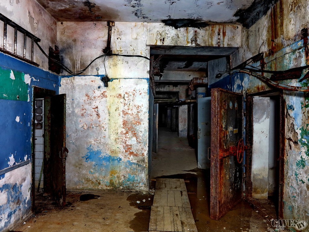 Труп бомбоубежища 3