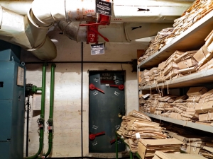 Бомбоубежище с макулатурой 1