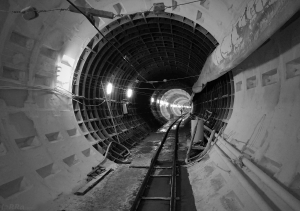 часть тоннеля без отделки Минский метрострой тюбинг.jpg